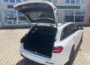 Mercedes-Benz Třídy E 7