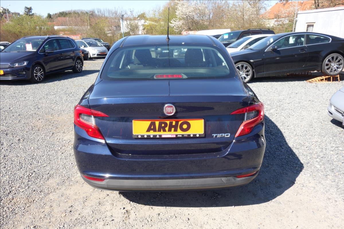 Fiat Tipo Sedan / Limuzína 1,4 l 70 kw