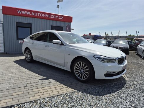 BMW Řada 6 Sedan / Limuzína 3,0 l 250 kw