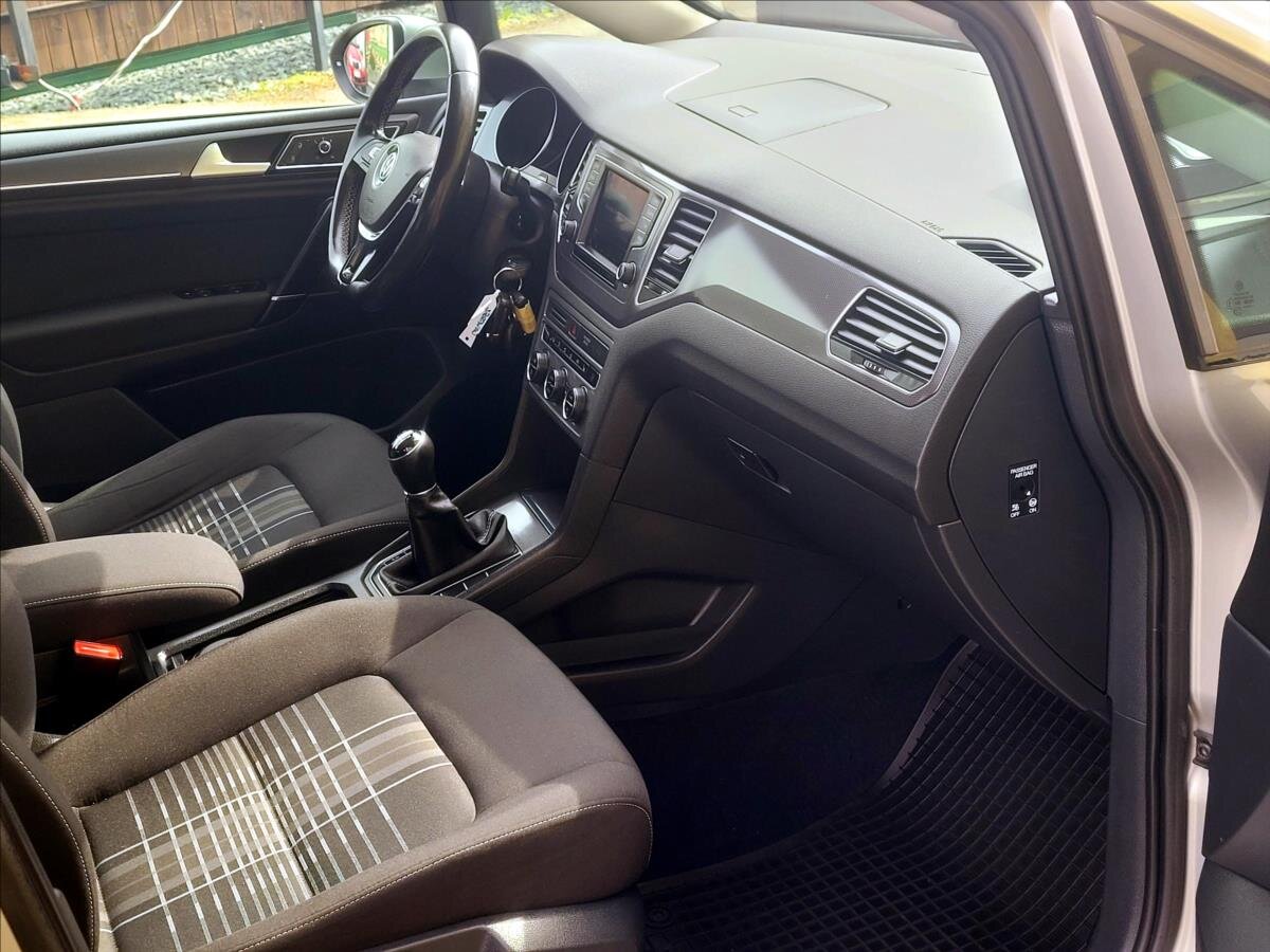 Volkswagen Golf Sportsvan MPV 1,2 l 81 kw