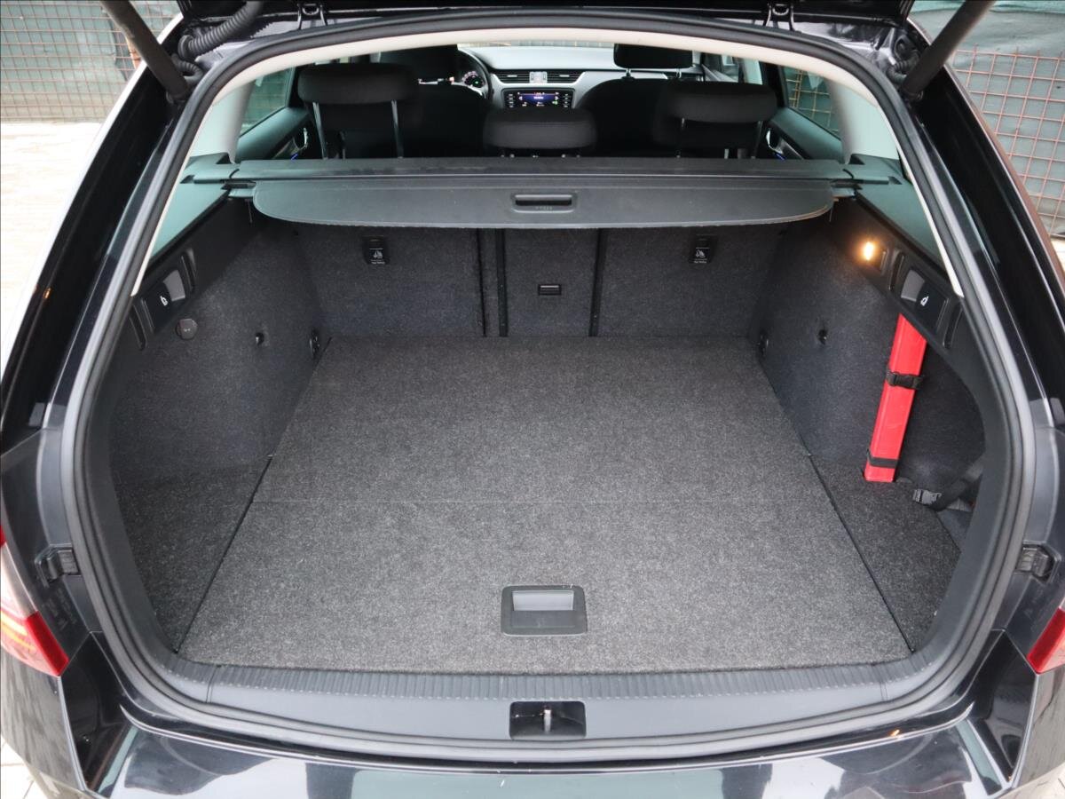 Škoda Octavia Kombi 2,0 l 110 kw