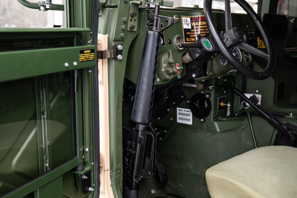 Hummer H1 SUV / Terénní 6,2 l 110 kw