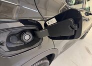 Volvo XC40 SUV / Terénní 2,0 l 120 kw