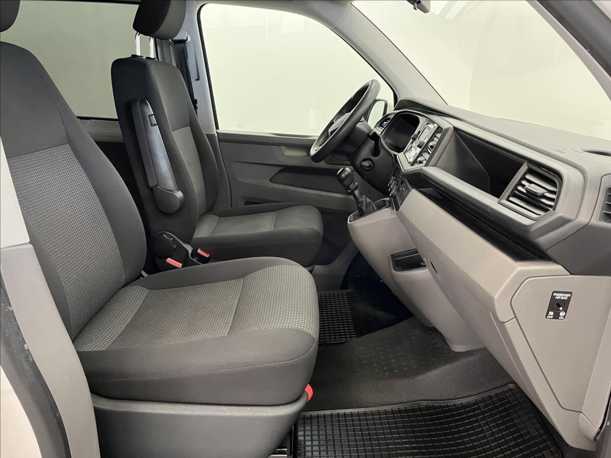 Volkswagen Transporter Kombi 2,0 l 81 kw