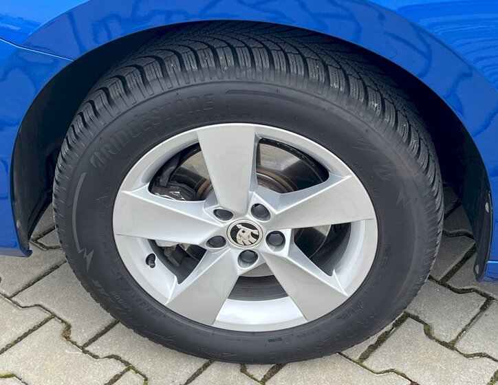 Škoda Fabia Hatchback 1,0 l 85 kw