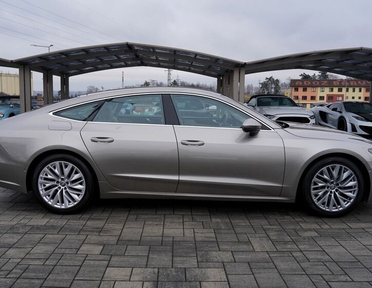 Audi A7 Sedan 3,0 l 210 kw