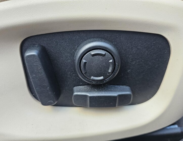 Jaguar XF Sedan 2,0 l 177 kw