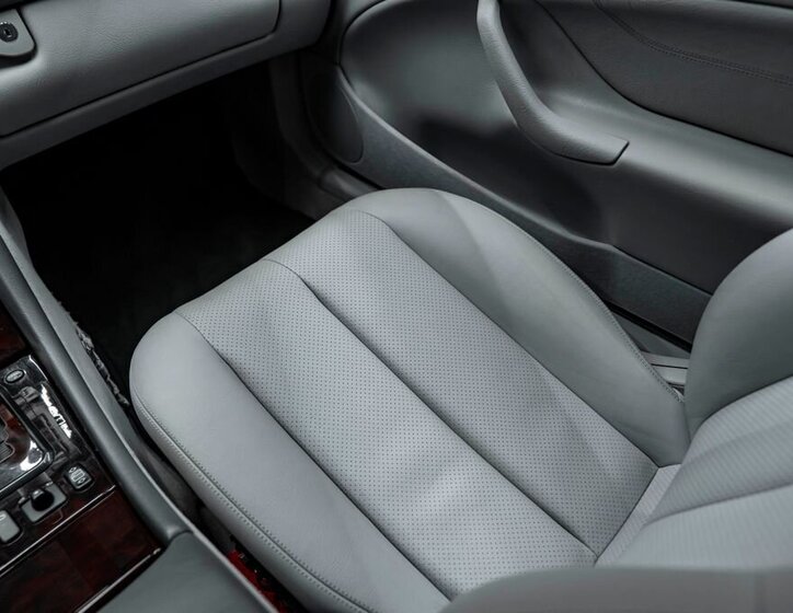 Mercedes-Benz CLK Kupé 4,3 l 205 kw