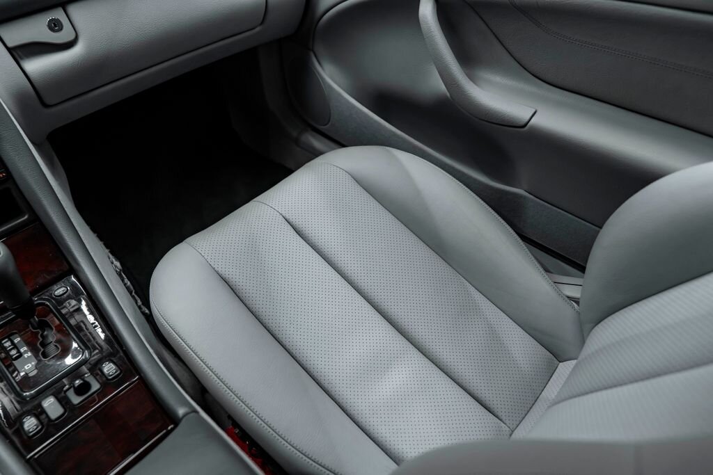 Mercedes-Benz CLK Kupé 4,3 l 205 kw