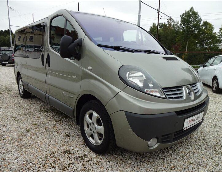 Renault Trafic 9