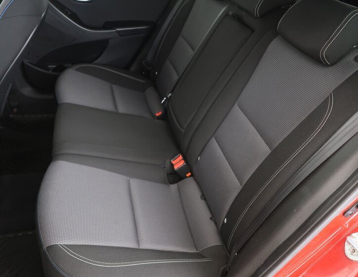 Hyundai i30 Kombi 1,6 l 99 kw