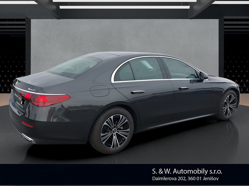 Mercedes-Benz Třídy E Sedan / Limuzína 2,0 l 145 kw