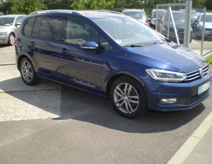 Volkswagen Touran 3