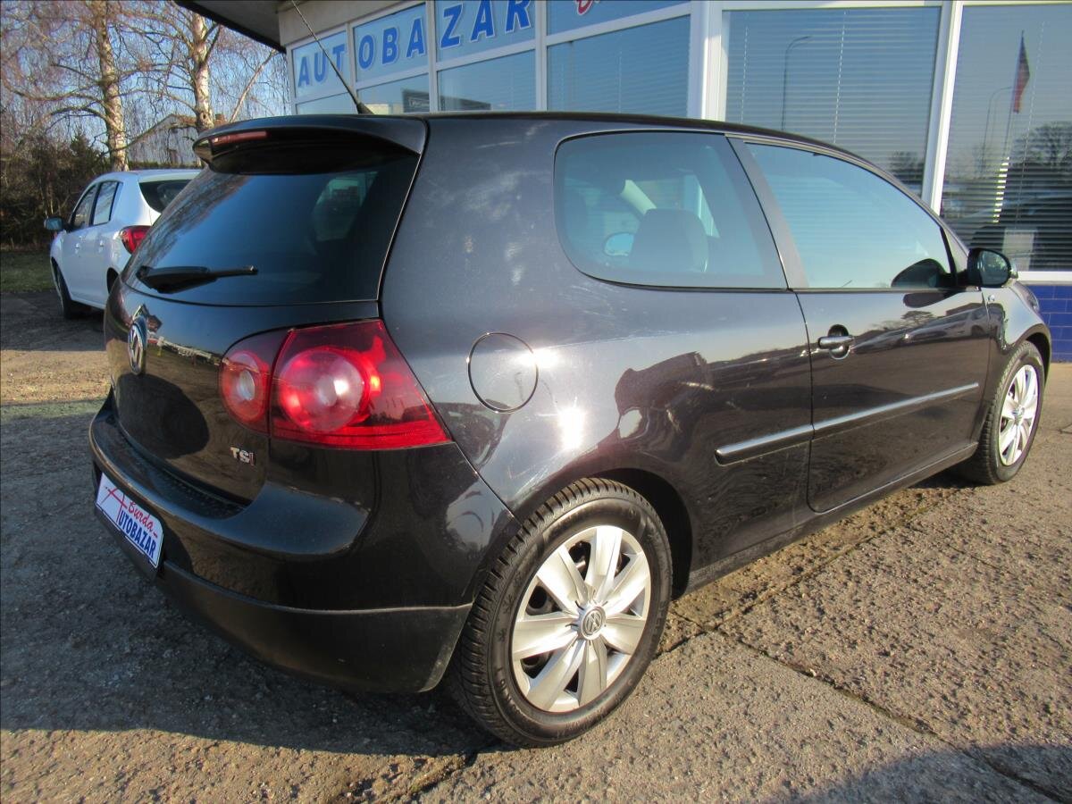 Volkswagen Golf Hatchback 1,4 l 90 kw