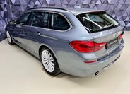BMW Řada 5 Kombi 3,0 l 195 kw
