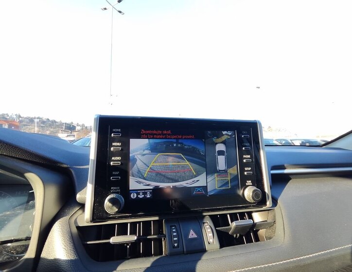 Toyota RAV4 SUV 2,5 l 163 kw