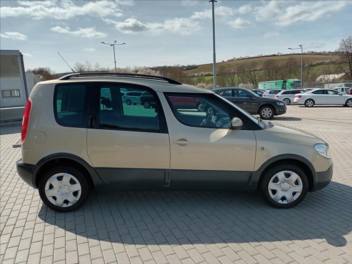 Škoda Roomster Kombi 1,2 l 63 kw