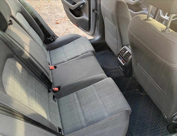 Volkswagen Passat 19