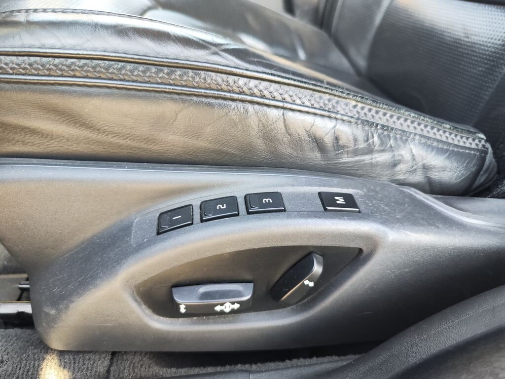 Volvo XC70 Kombi 2,4 l 151 kw