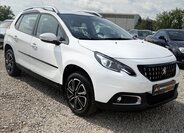 Peugeot 2008 SUV / Terénní 1,2 l 61 kw