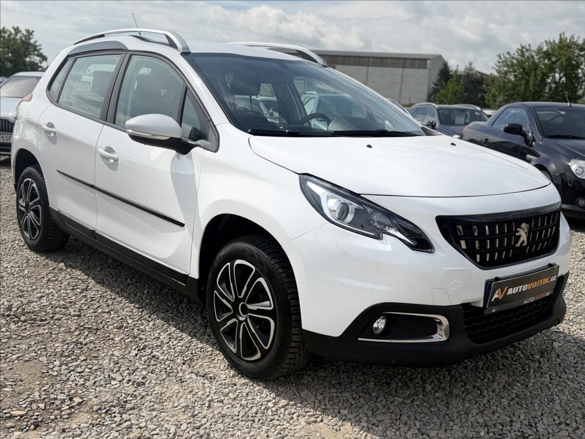 Peugeot 2008 SUV / Terénní 1,2 l 61 kw