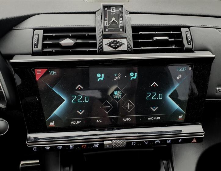 DS Automobiles DS7 Crossback 29