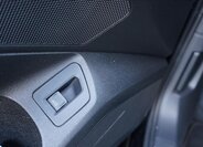 Volkswagen Passat Sedan / Limuzína 2,0 l 176 kw