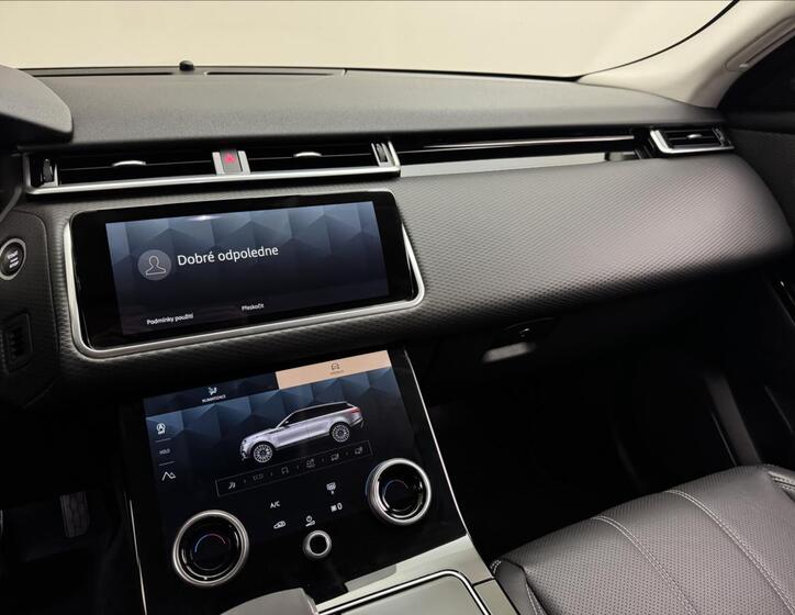 Land Rover Range Rover Velar 14