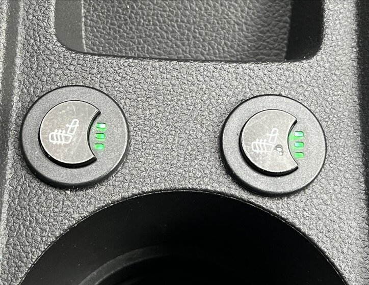 Mitsubishi Colt Hatchback 999,0 67 kw