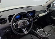 Mercedes-Benz GLB 9