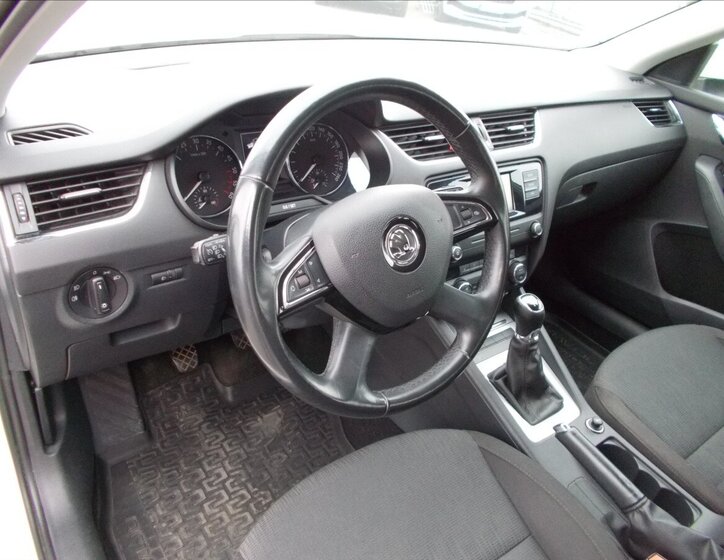 Škoda Octavia Kombi 2,0 l 110 kw
