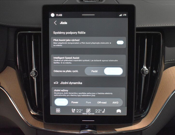 Volvo XC60 SUV / Terénní 2,0 l 257 kw