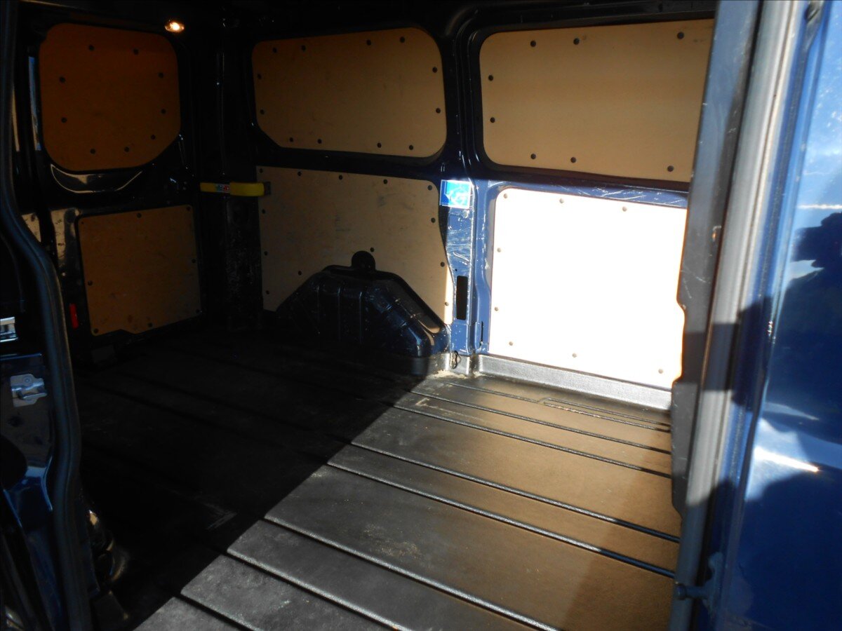 Ford Transit Skříň 2,0 l 77 kw