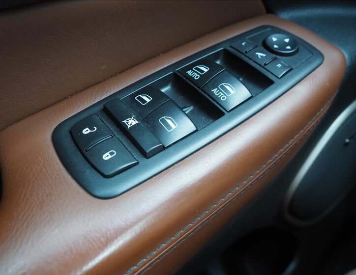 Jeep Grand Cherokee SUV / Terénní 3,0 l 184 kw