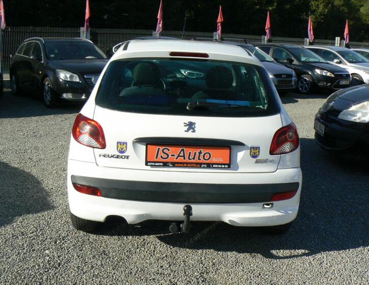 Peugeot 206 4
