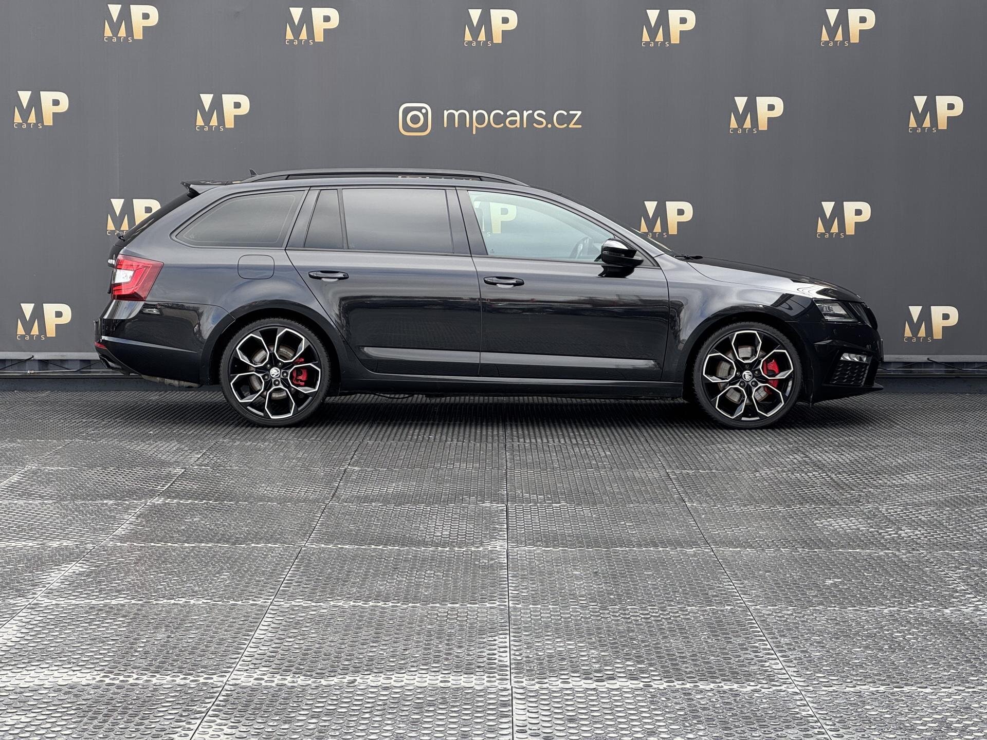 Škoda Octavia Kombi 2,0 l 180 kw