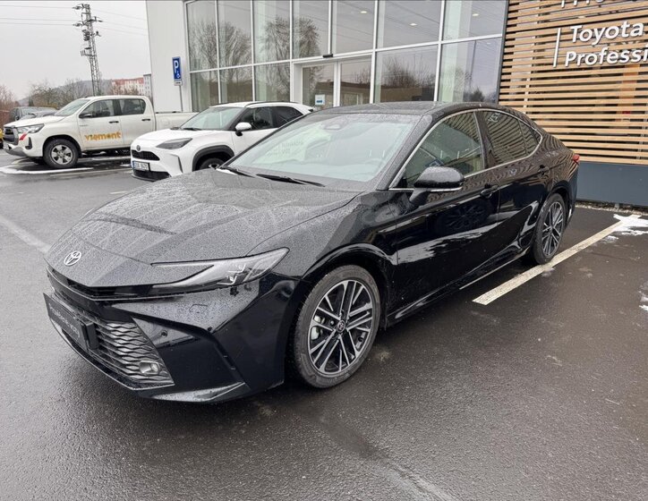Toyota Camry Sedan 2,5 l 137 kw