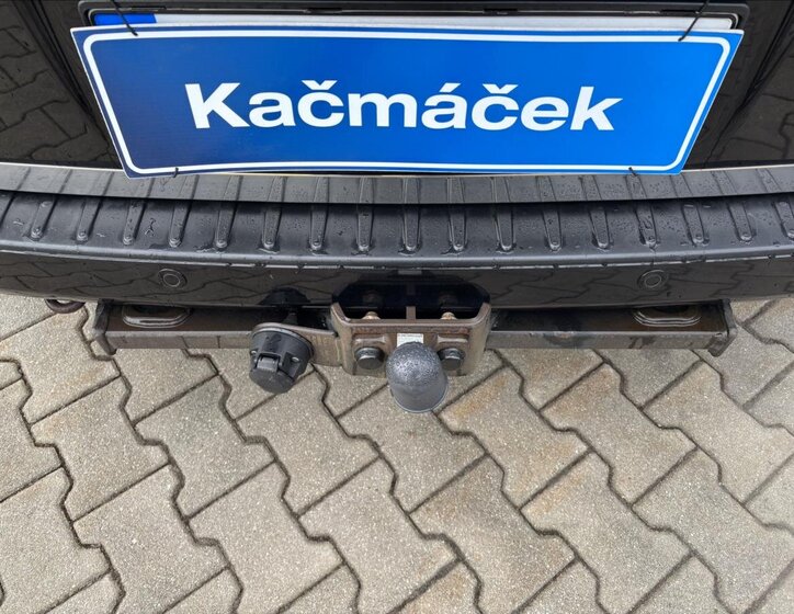 Ford Tourneo Custom Kombi 2,0 l 125 kw