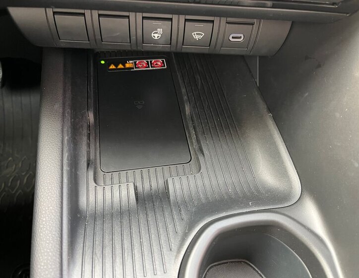 Toyota C-HR SUV / Terénní 2,0 l 112 kw