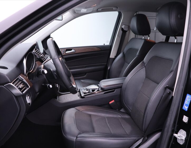 Mercedes-Benz GLE SUV / Terénní 3,0 l 190 kw