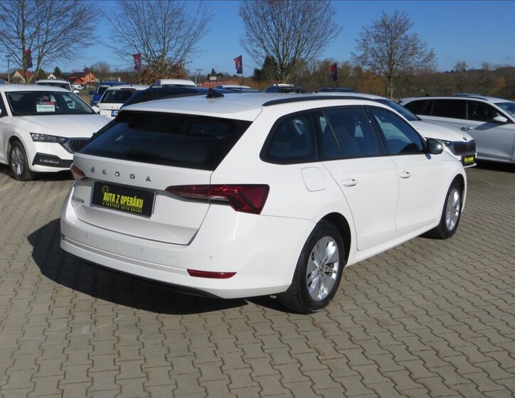 Škoda Octavia Kombi 2,0 l 85 kw