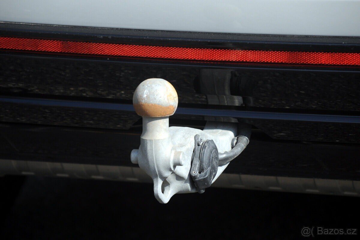 Volkswagen Touareg SUV / Terénní 0,0 252 kw