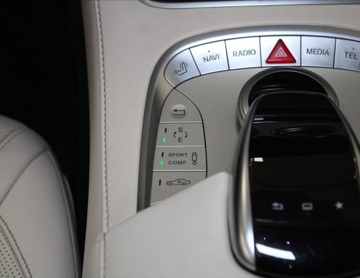 Mercedes-Benz Třídy S 21