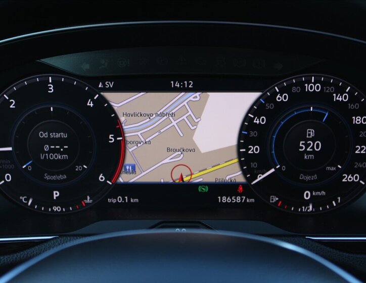 Volkswagen Passat Kombi 2,0 l 140 kw