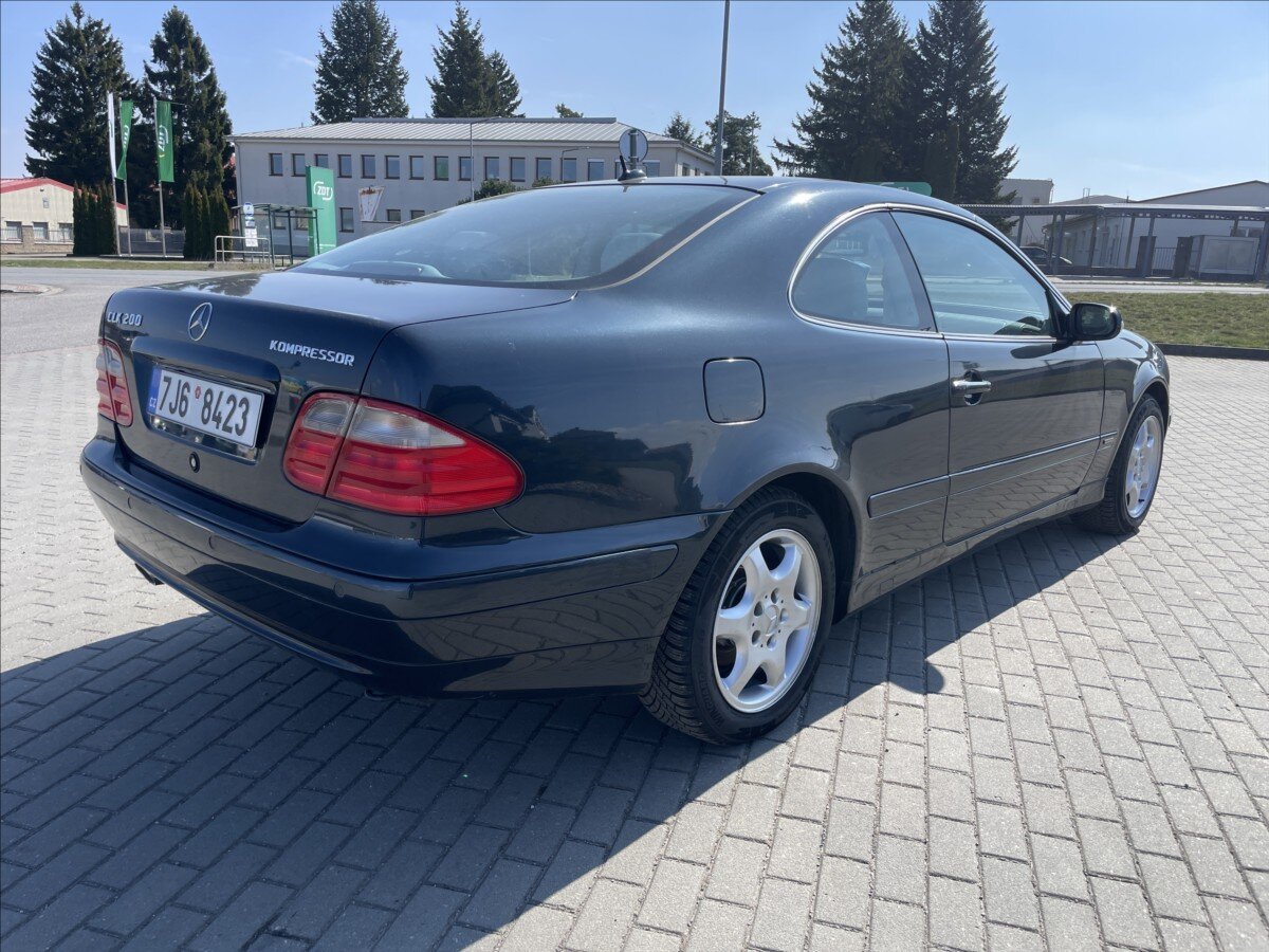 Mercedes-Benz CLK Kupé 2,0 l 120 kw