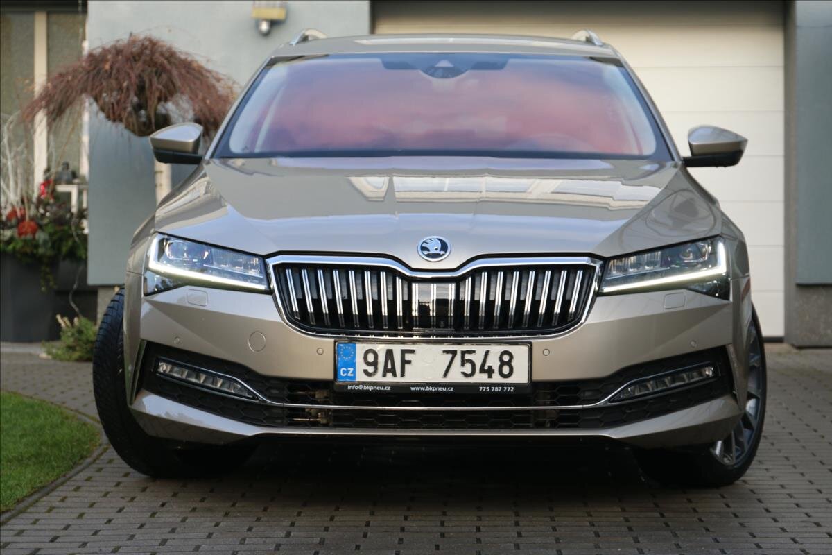Škoda Superb Kombi 2,0 l 147 kw