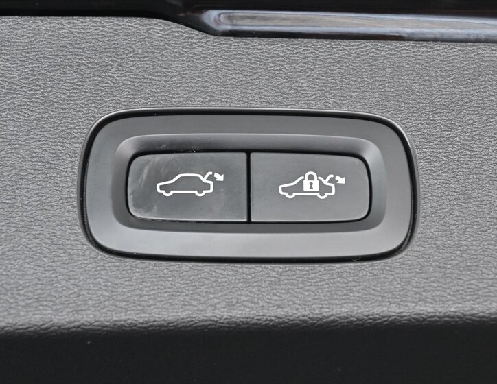 Volvo V60 Kombi 2,0 l 145 kw