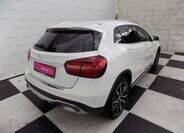 Mercedes-Benz GLA 7