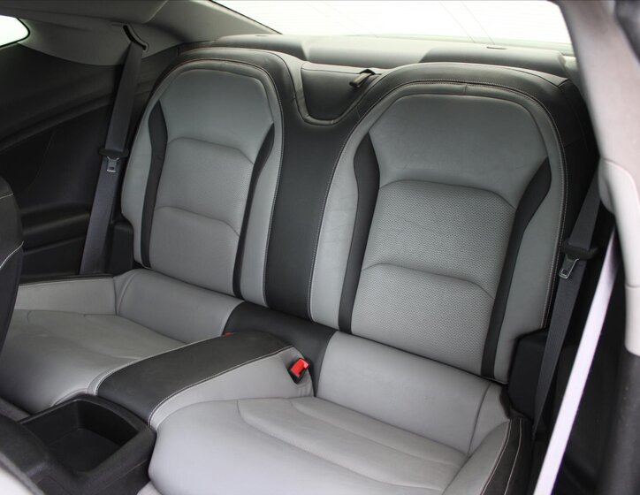 Chevrolet Camaro Kupé 6,2 l 339 kw