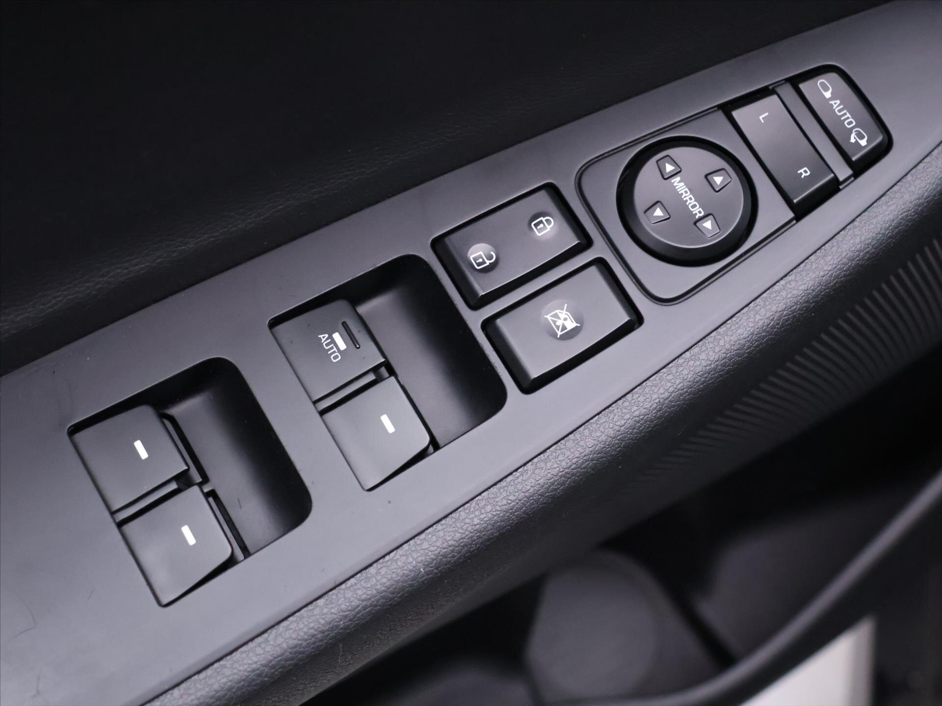 Hyundai Tucson SUV 1,7 l 85 kw